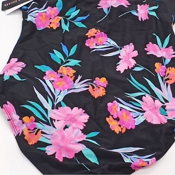 Island Escape Women's Poolside
One-Piece Swimsuit, Ocean Bloom Multi size 8 New - Picture 4 of 16